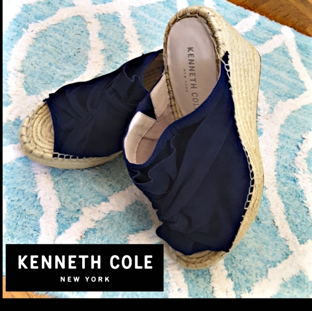 NEW Kenneth Cole Wedge Sandals Navy Suede Peep toe Women's size 9.5